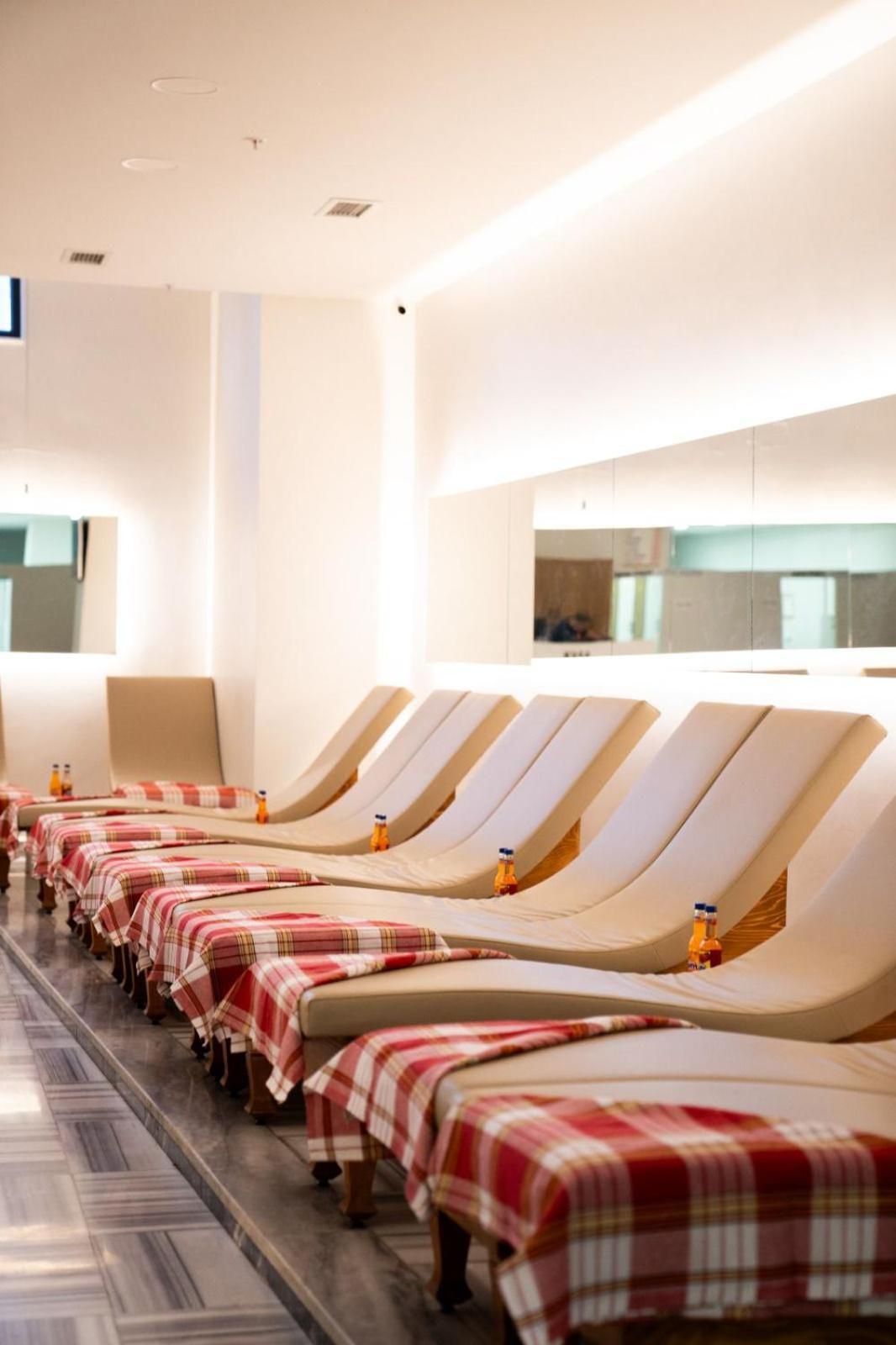Ramada Encore By Wyndham Istanbul Arnavutkoy מראה חיצוני תמונה