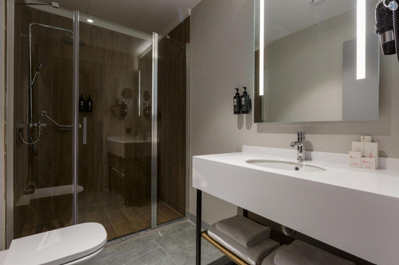 Ramada Encore By Wyndham Istanbul Arnavutkoy מראה חיצוני תמונה
