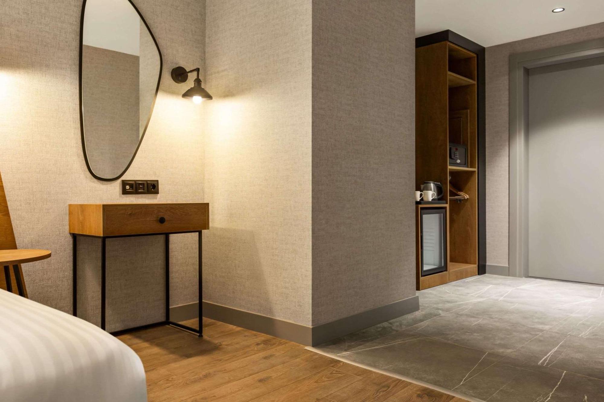 Ramada Encore By Wyndham Istanbul Arnavutkoy מראה חיצוני תמונה