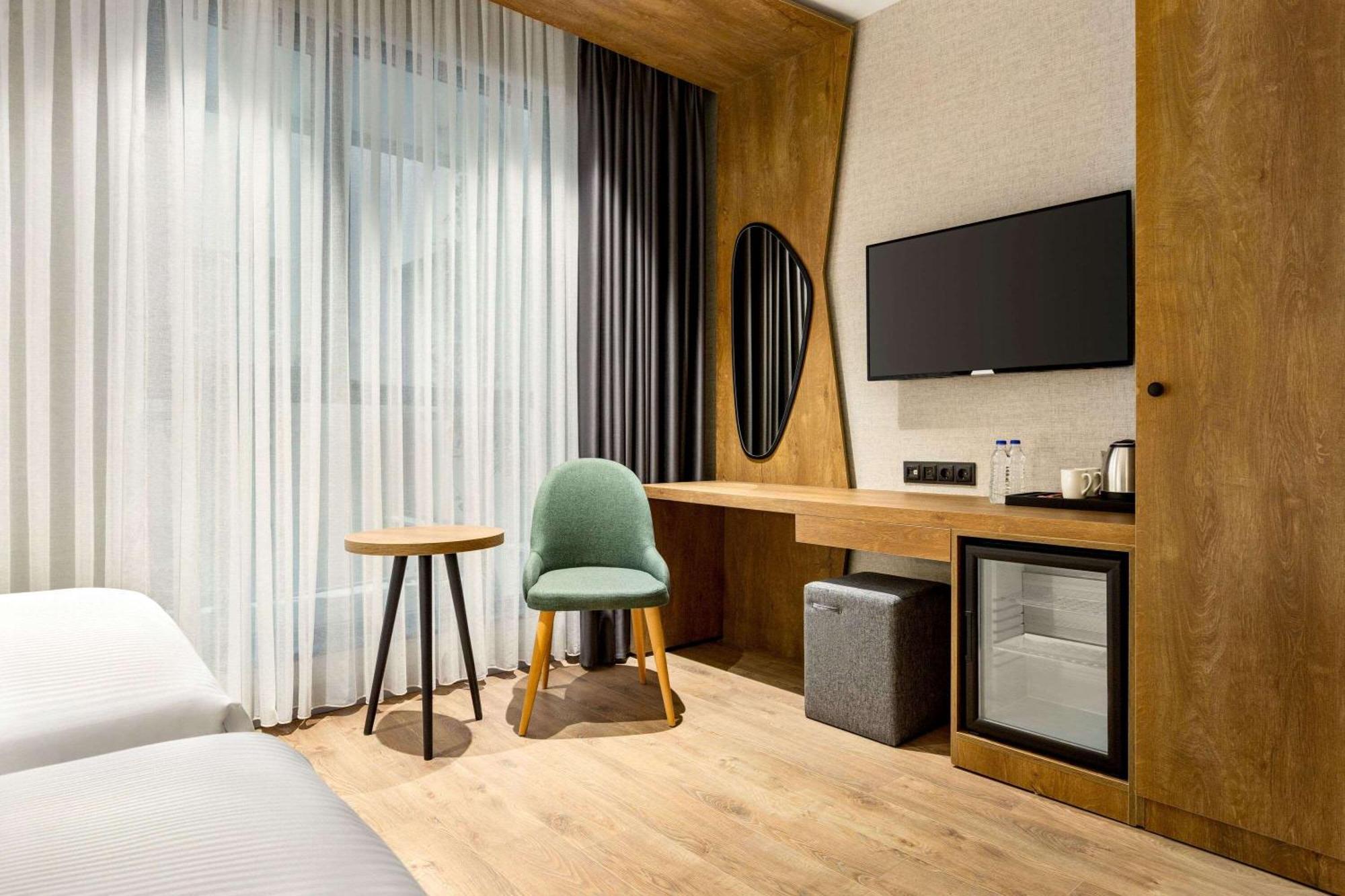 Ramada Encore By Wyndham Istanbul Arnavutkoy מראה חיצוני תמונה